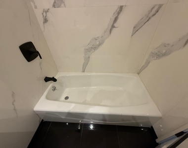 661 Chestnut Street - Photo Thumbnail 16
