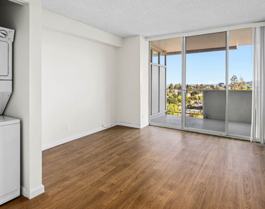55 West 5th Avenue - Photo Thumbnail 11
