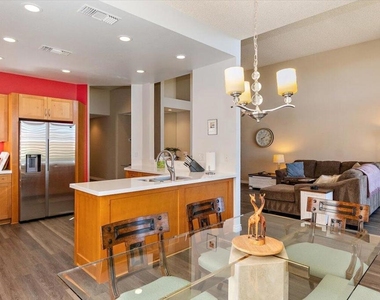 54838 Oak Tree - Photo Thumbnail 9