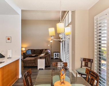 54838 Oak Tree - Photo Thumbnail 16