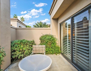 54838 Oak Tree - Photo Thumbnail 25