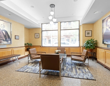 279 W 117th Street - Photo Thumbnail 5