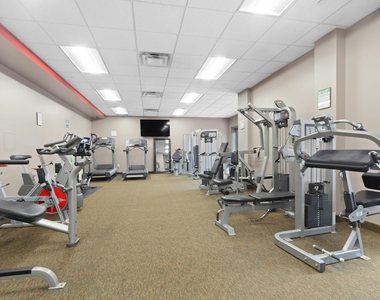 279 W 117th Street - Photo Thumbnail 4