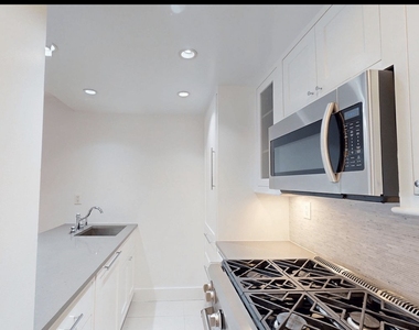 50 West 96th Street - Photo Thumbnail 2