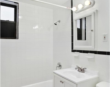 152 E 35th St - Photo Thumbnail 2