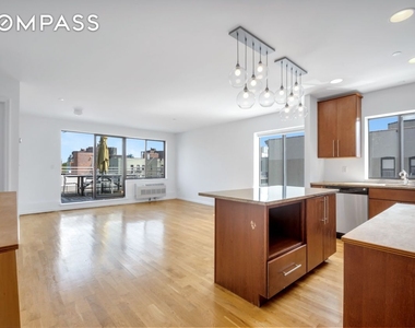416 E 117th Street - Photo Thumbnail 6