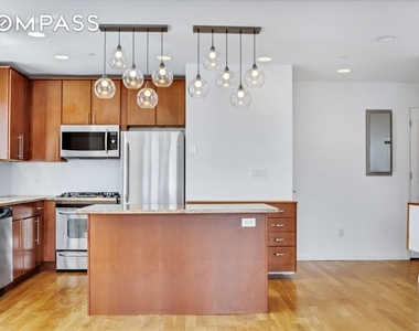 416 E 117th Street - Photo Thumbnail 5