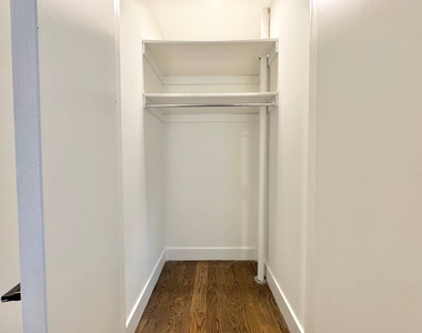 16-57 Summerfield St - Photo Thumbnail 3