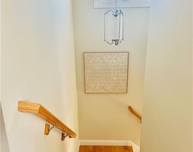 28 Beach Road - Photo Thumbnail 10