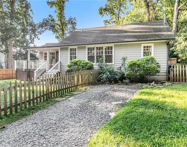 2871 Tupelo Street Se - Photo Thumbnail 1