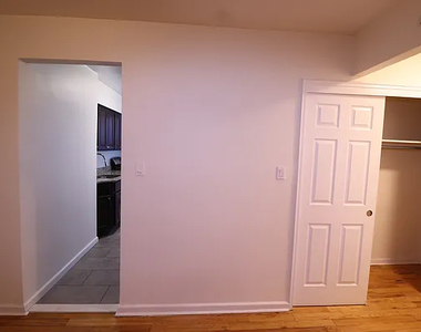 34-15 Parsons Boulevard - Photo Thumbnail 6