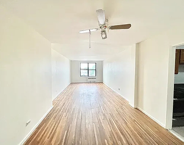 41-25 Case Street - Photo Thumbnail 2