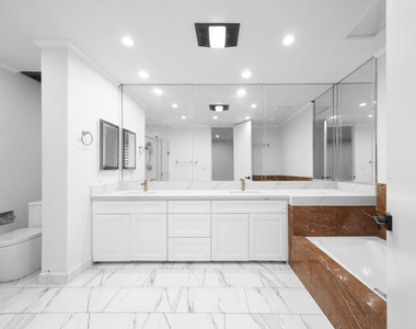 4477 Wilshire Boulevard - Photo Thumbnail 5