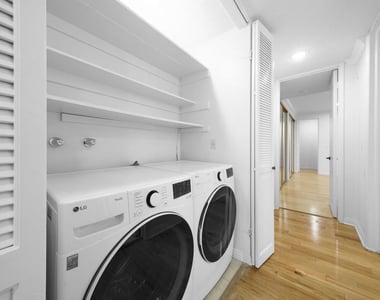 4477 Wilshire Boulevard - Photo Thumbnail 11