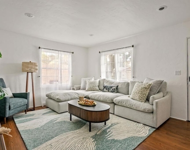 714 Rushville - Photo Thumbnail 2
