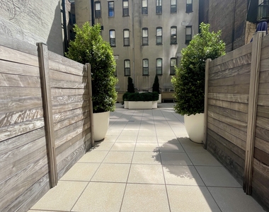 E71st Street / 1st Ave - Photo Thumbnail 10