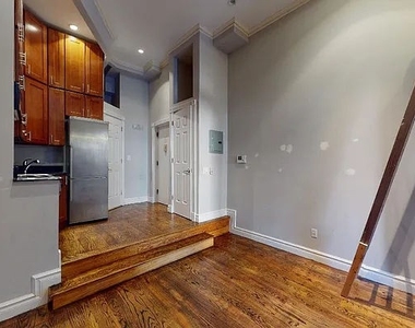 234 West 14th Street - Photo Thumbnail 7
