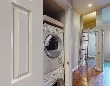 234 West 14th Street - Photo Thumbnail 8