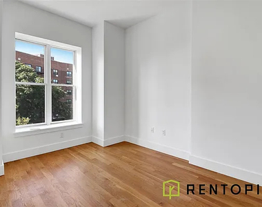 127 Lefferts Place - Photo Thumbnail 4