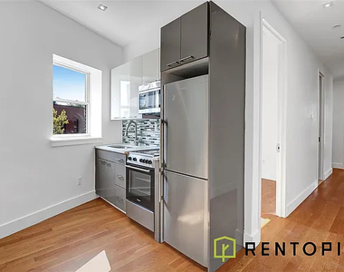 127 Lefferts Place - Photo Thumbnail 2
