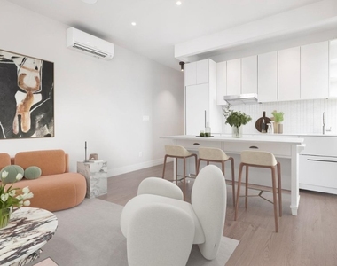 90 Bedford Street - Photo Thumbnail 4
