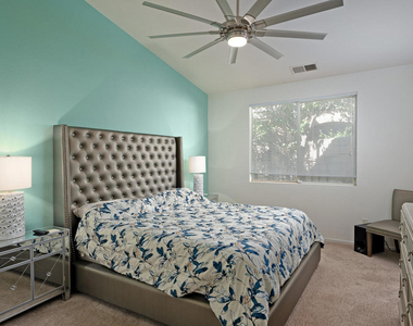 67579 S Laguna Drive - Photo Thumbnail 10