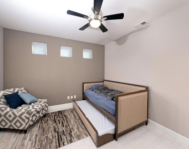 67579 S Laguna Drive - Photo Thumbnail 8