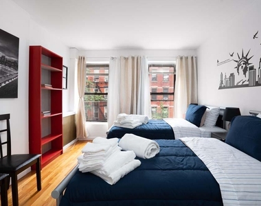 312 East 104th Street, Unit 3w - Photo Thumbnail 3