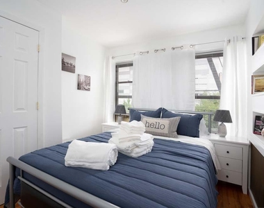 312 East 104th Street, Unit 3w - Photo Thumbnail 0