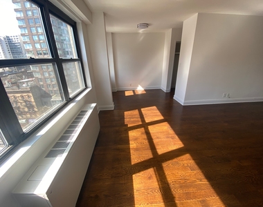 East 88th Street - Photo Thumbnail 2