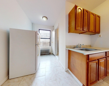 508 East 13th Street - Photo Thumbnail 3
