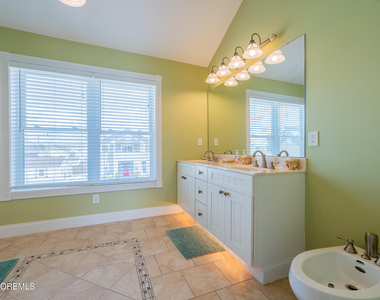101 7th Avenue - Photo Thumbnail 24