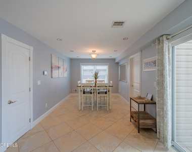 101 7th Avenue - Photo Thumbnail 20