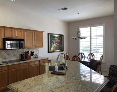 36583 Fan Palm Way - Photo Thumbnail 7