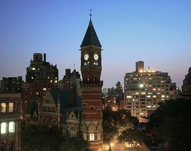 207 West 11th Street - Photo Thumbnail 8