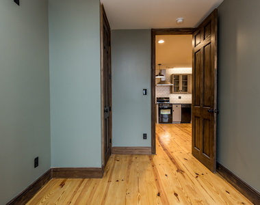 45 Newel Street - Photo Thumbnail 10