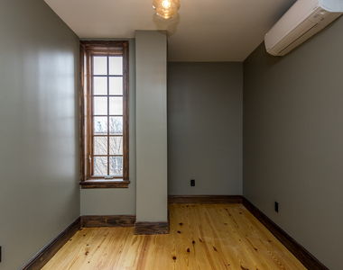 45 Newel Street - Photo Thumbnail 7