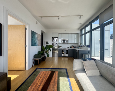 325 Kent Avenue - Photo Thumbnail 7