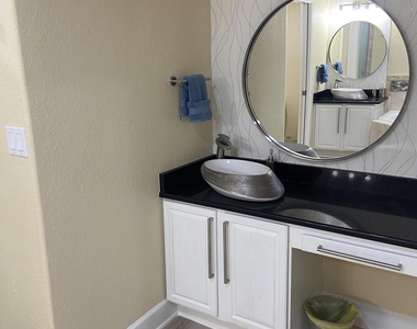 817 Mystic Drive - Photo Thumbnail 21