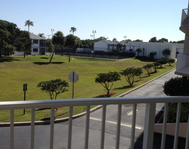 817 Mystic Drive - Photo Thumbnail 30