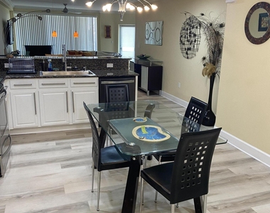 817 Mystic Drive - Photo Thumbnail 8