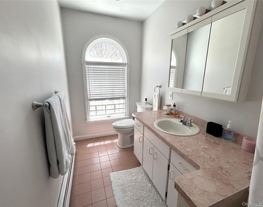 112 Laurel Valley Drive - Photo Thumbnail 13