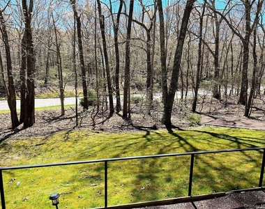112 Laurel Valley Drive - Photo Thumbnail 16