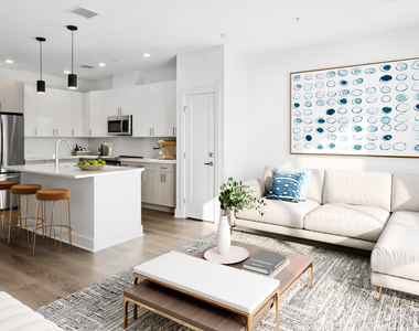 655 Washington Street - Photo Thumbnail 17