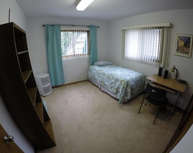 4209 Lafayette Pl - Photo Thumbnail 6