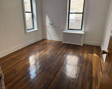 41-42 40th Street - Photo Thumbnail 3