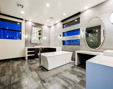 94 Glade Hollow Drive - Photo Thumbnail 21