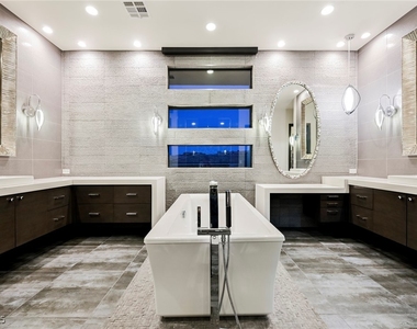 94 Glade Hollow Drive - Photo Thumbnail 20