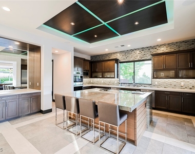 94 Glade Hollow Drive - Photo Thumbnail 14