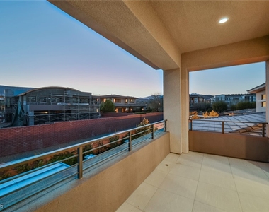 94 Glade Hollow Drive - Photo Thumbnail 19